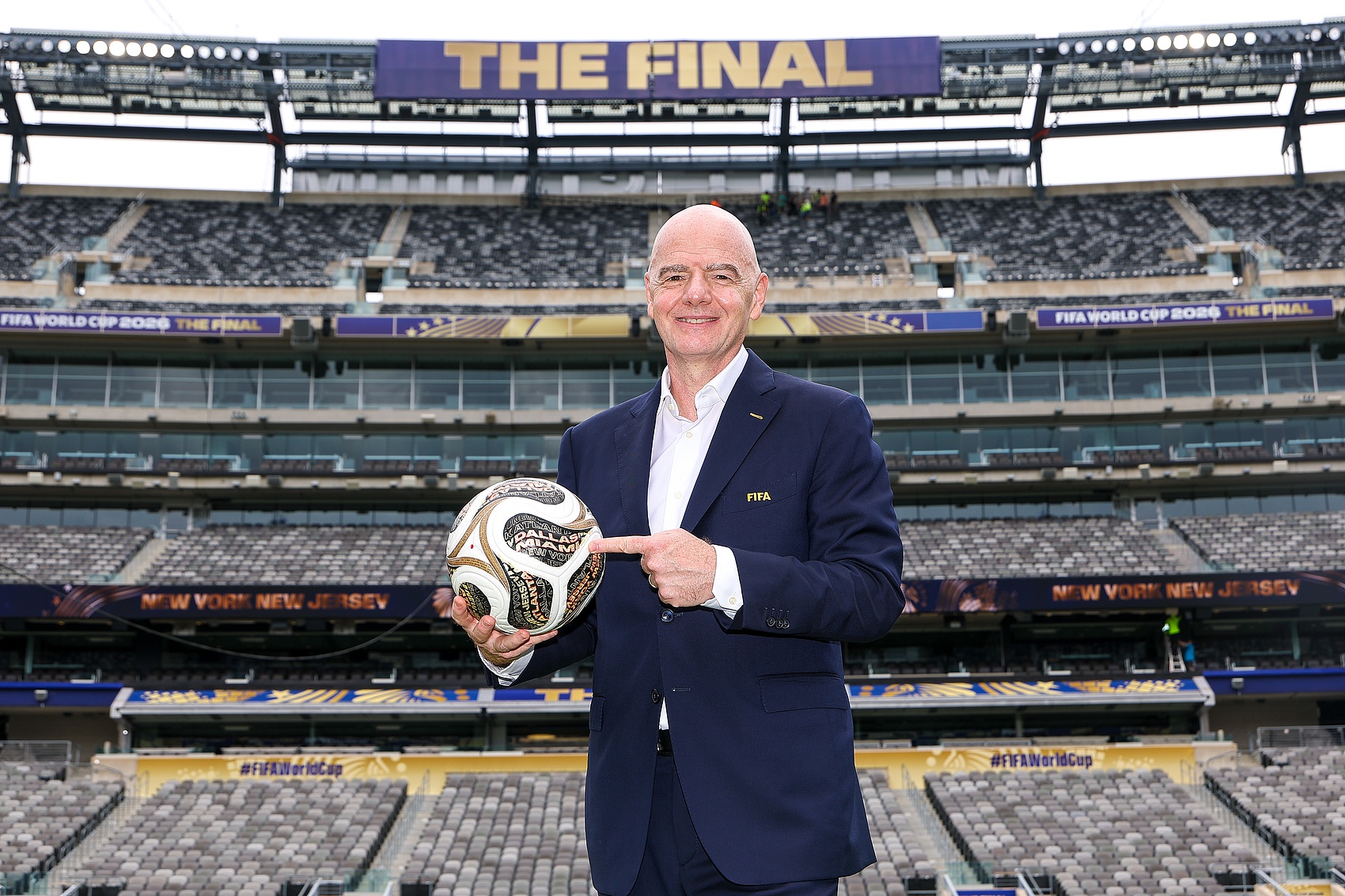 泰晤士报:FIFA请营销公司,主要任务是维护机构和因凡蒂诺形象 泰晤士报:FIFA请营销公司,主要任务是维护机构和因凡蒂诺形象